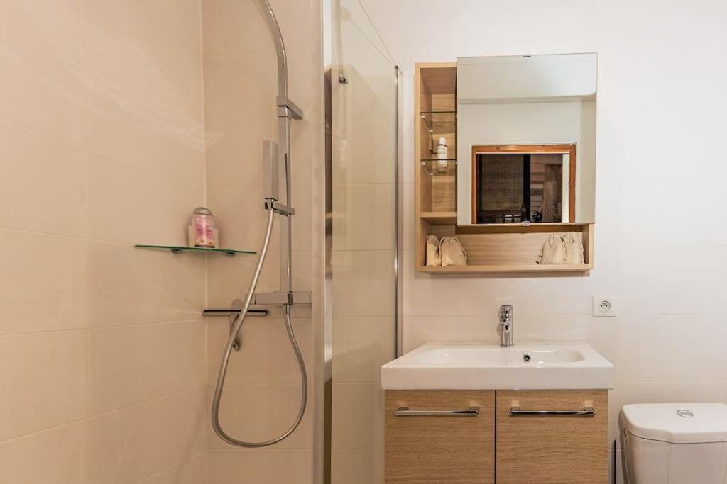 Appartement Cocooning, Climatise, Au Coeur D'Agen Luaran gambar